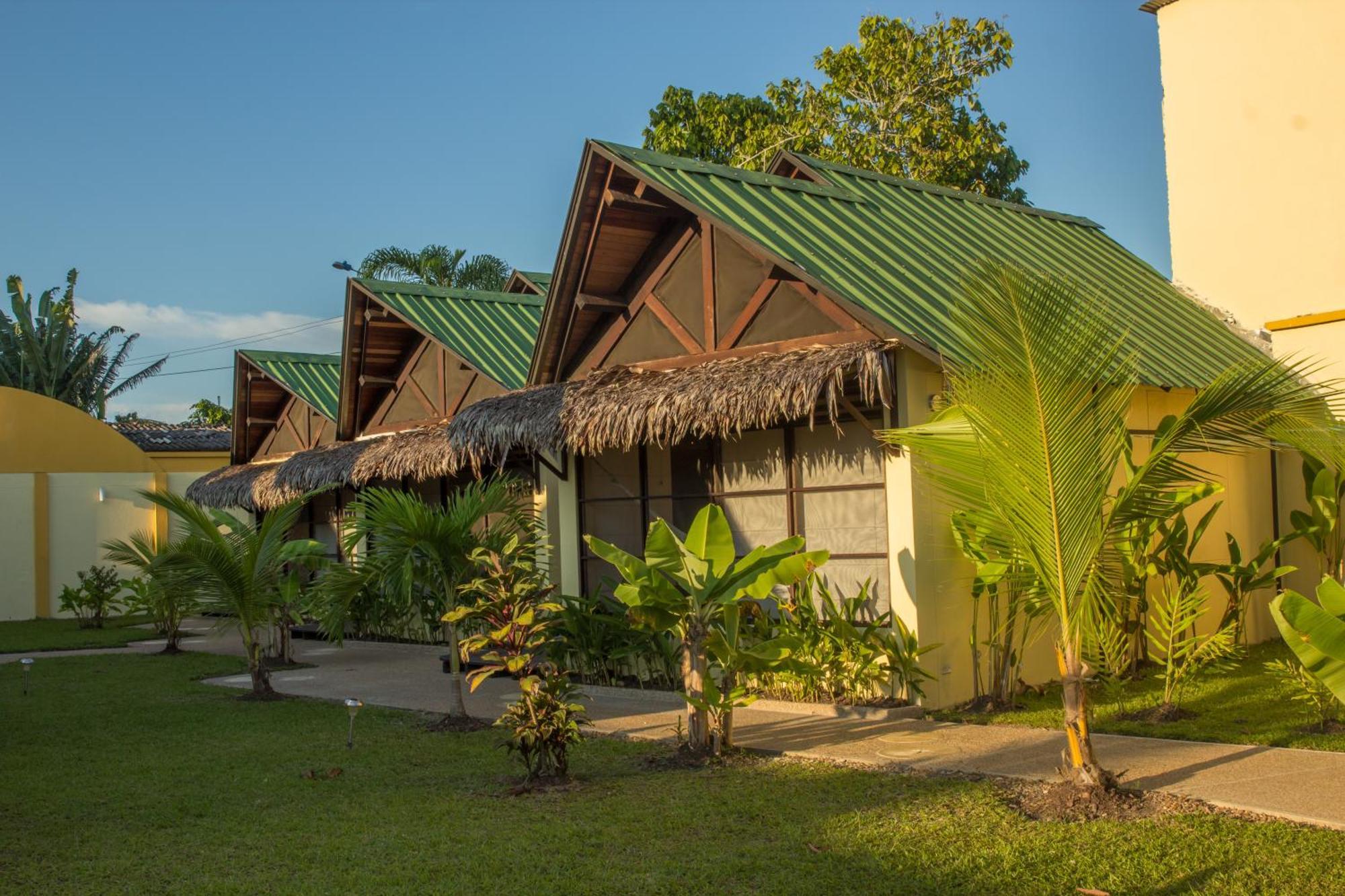 Hotel Amazon Bed And Breakfast Leticia Ngoại thất bức ảnh