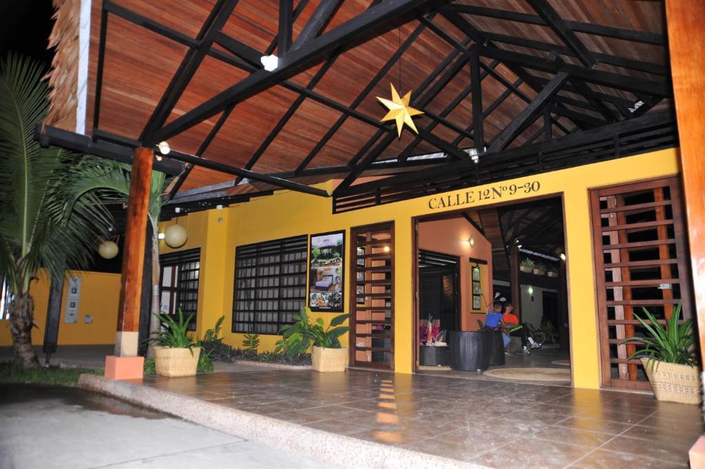 Hotel Amazon Bed And Breakfast Leticia Ngoại thất bức ảnh