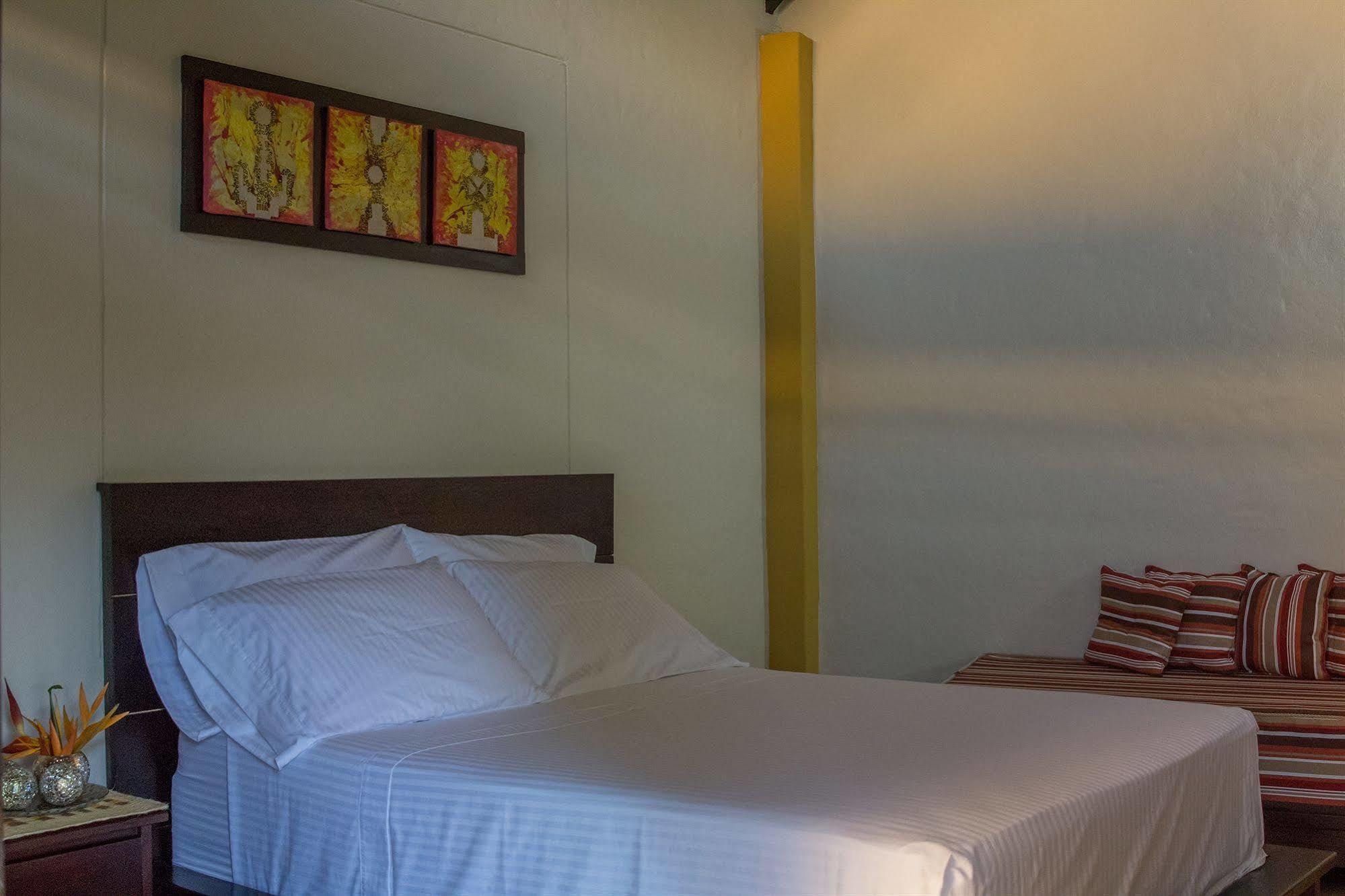 Hotel Amazon Bed And Breakfast Leticia Ngoại thất bức ảnh
